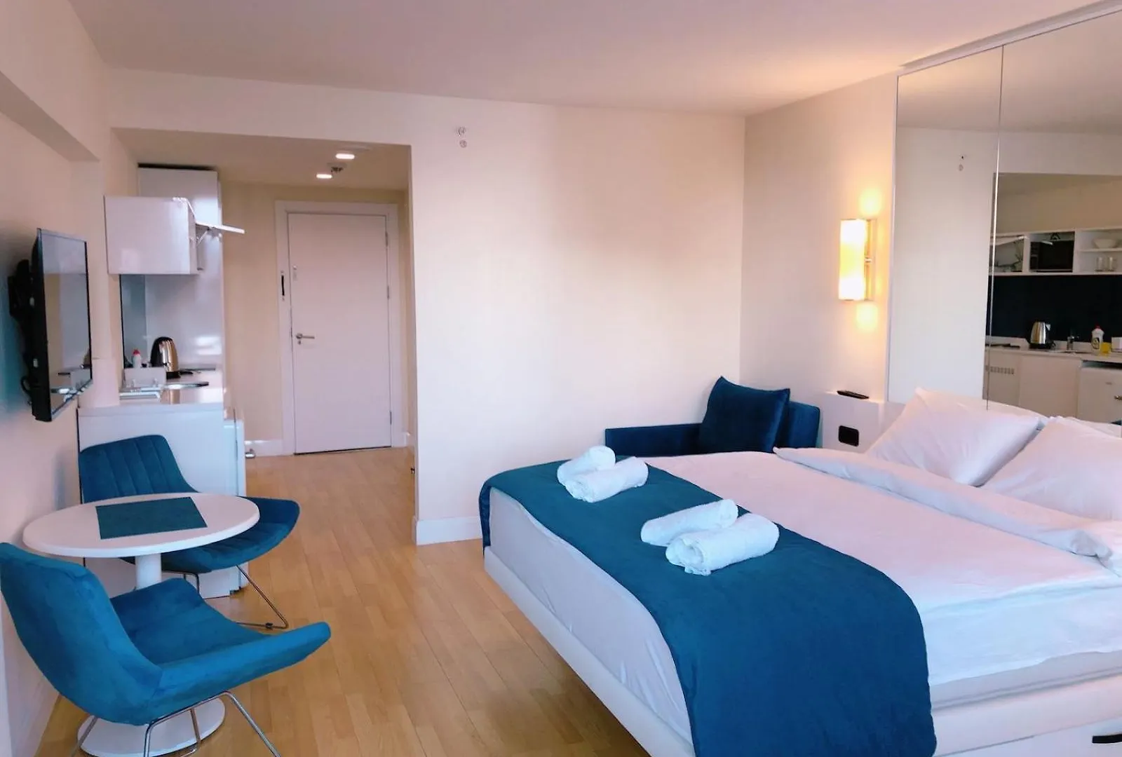 Beachfront Apartaments In Orbi City Batumi